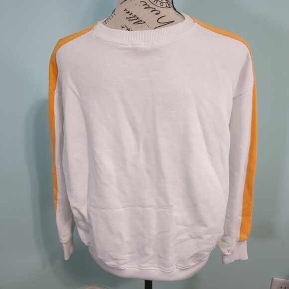 Zara Bonjour Notre Dame sweatshirt medium - Picture 2 of 5